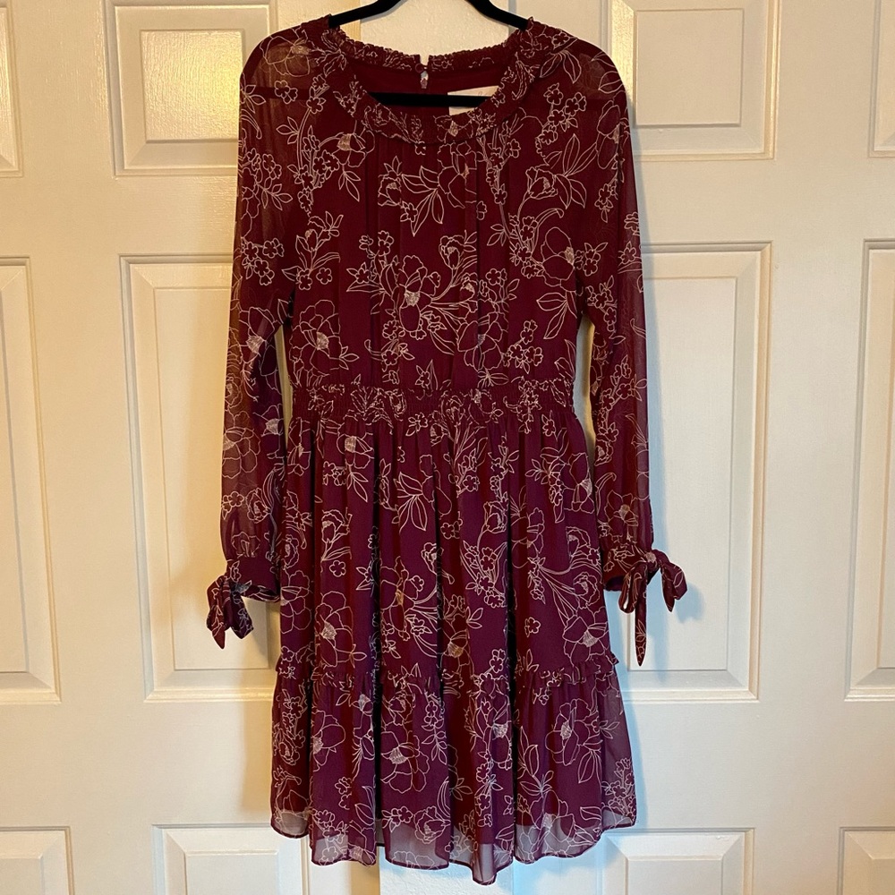 Plum Primrose Gal Meets Glam Dress with White Floral Print - Size 6